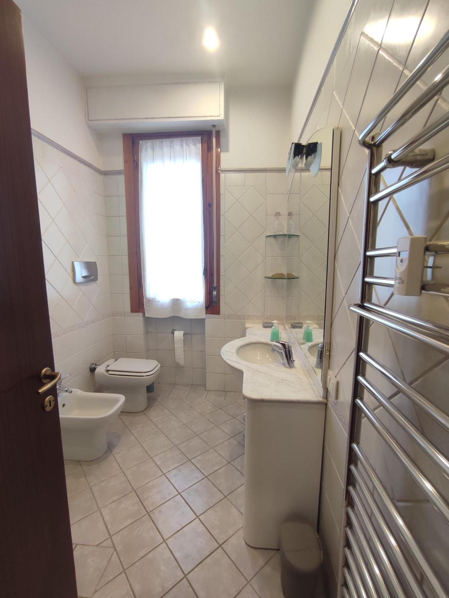 Quiet And Comfortable House With Easy Parking Scandicci Exteriör bild